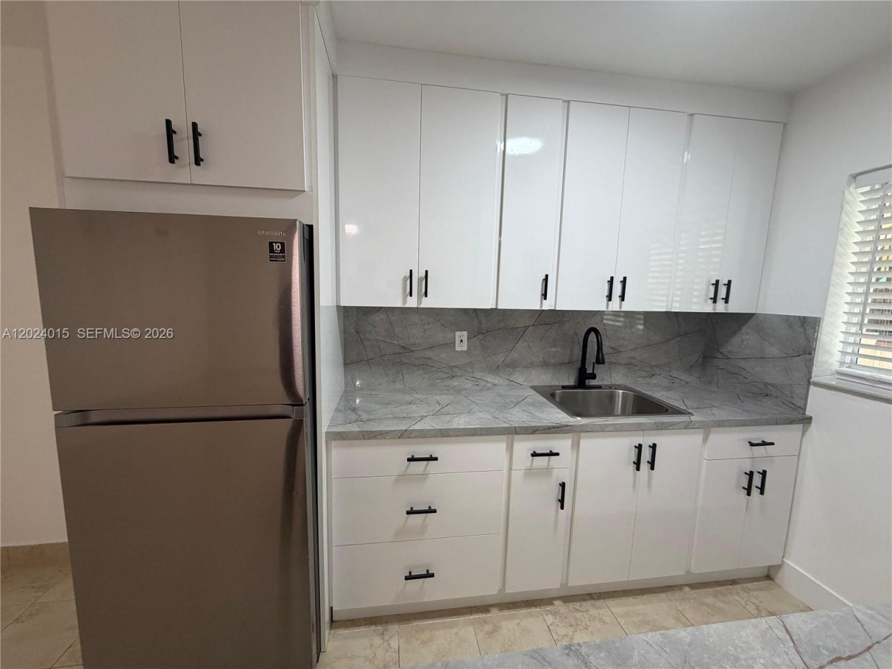 65 Washington Ave, Unit 2, Miami Beach, FL 33139 Photo