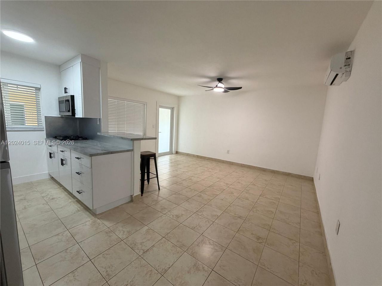 65 Washington Ave, Unit 2, Miami Beach, FL 33139 Photo