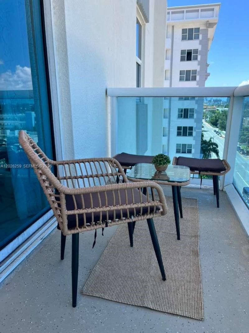9201 Collins Ave, Unit 821, Surfside, FL 33154 Photo