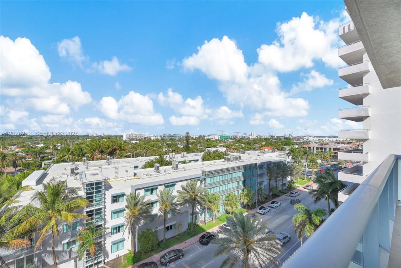 9201 Collins Ave , Unit 821, Surfside, FL 33154 Photo