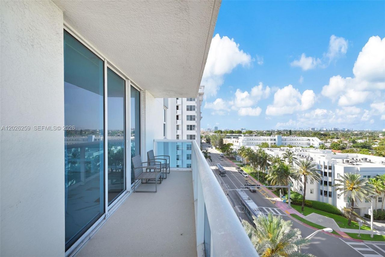 9201 Collins Ave , Unit 821, Surfside, FL 33154 Photo