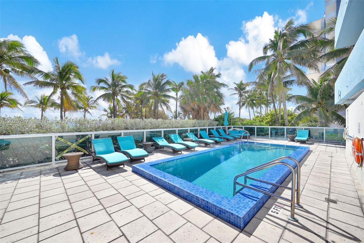 9201 Collins Ave , Unit 821, Surfside, FL 33154 Photo