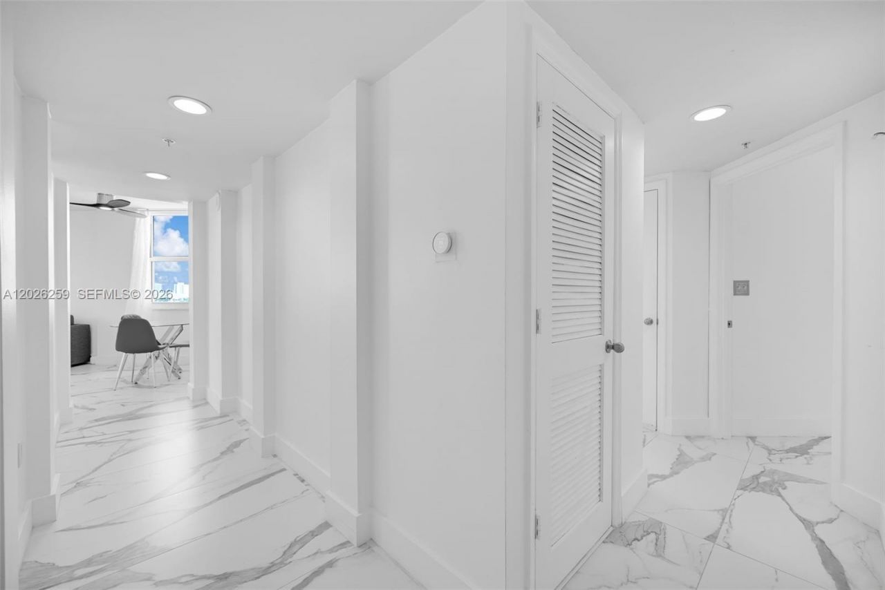 9201 Collins Ave , Unit 821, Surfside, FL 33154 Photo