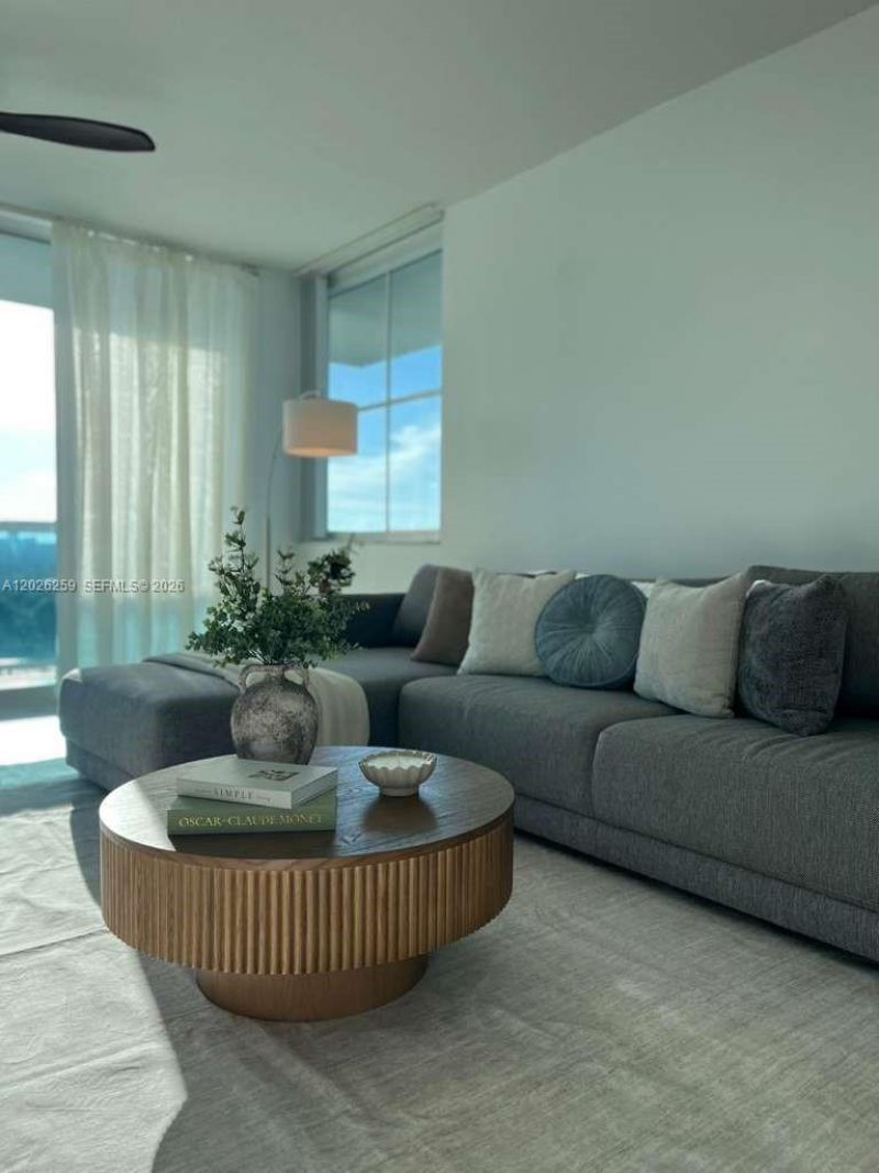 9201 Collins Ave, Unit 821, Surfside, FL 33154 Photo