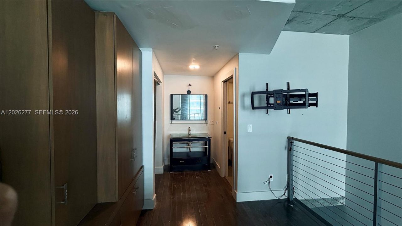 690 SW 1st Ct , Unit 1908, Miami, FL 33130 Photo