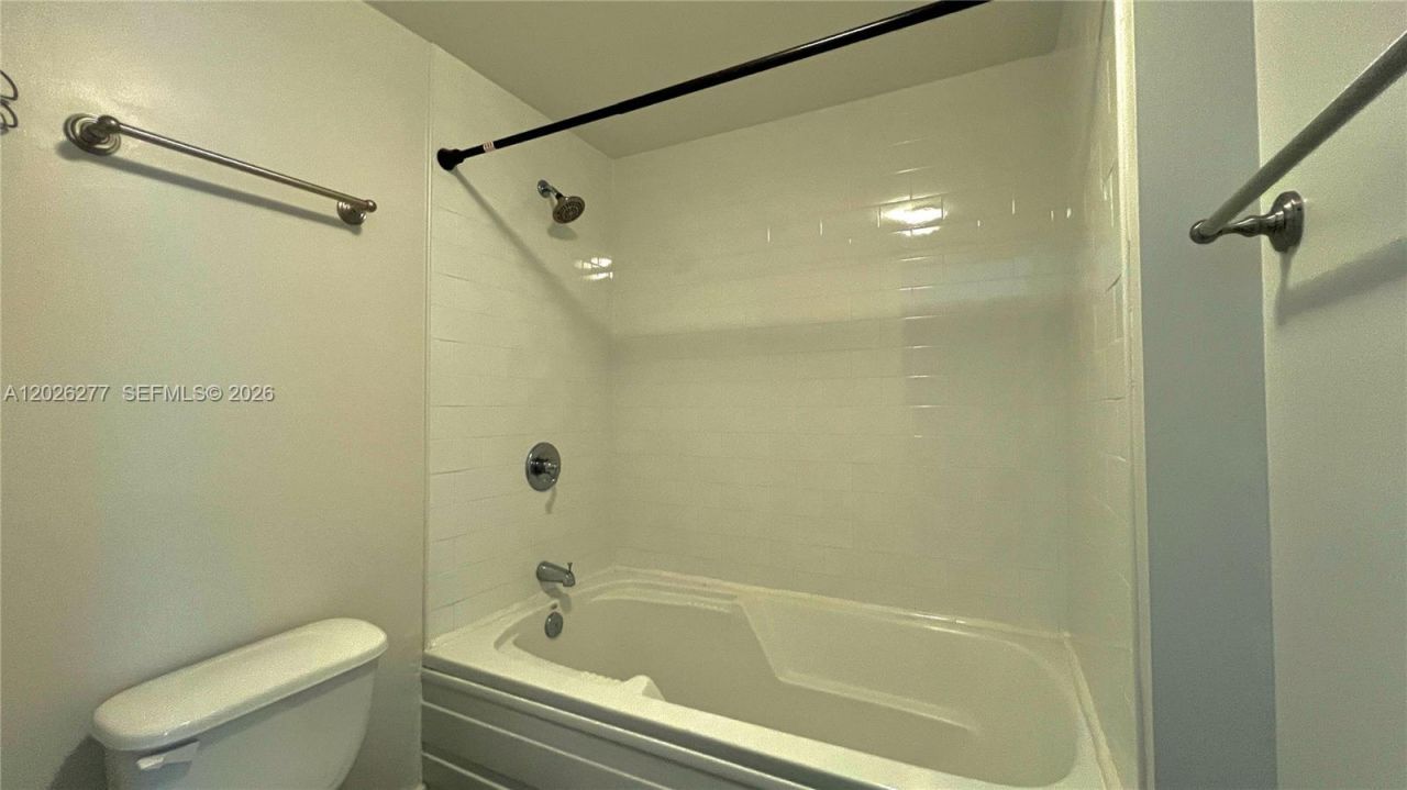690 SW 1st Ct , Unit 1908, Miami, FL 33130 Photo