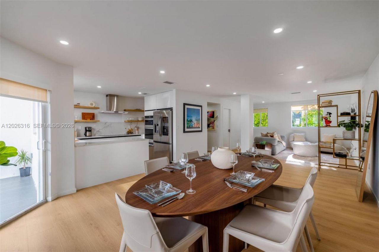 1975 Calais Dr, Unit 4, Miami Beach, FL 33141 Photo