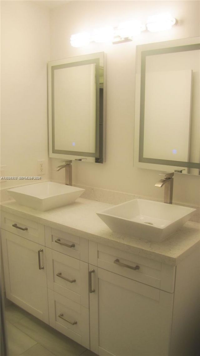 4400 NW 107th Ave , Unit 301, Doral, FL 33178 Photo