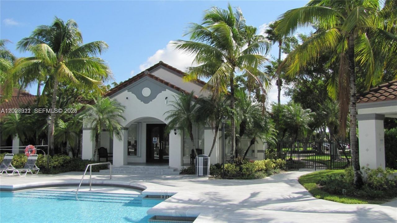 4400 NW 107th Ave , Unit 301, Doral, FL 33178 Photo