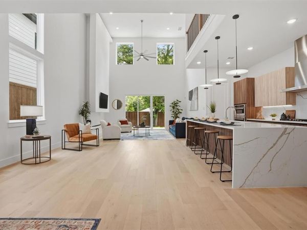 617 Parkview Avenue, Dallas, TX 75223