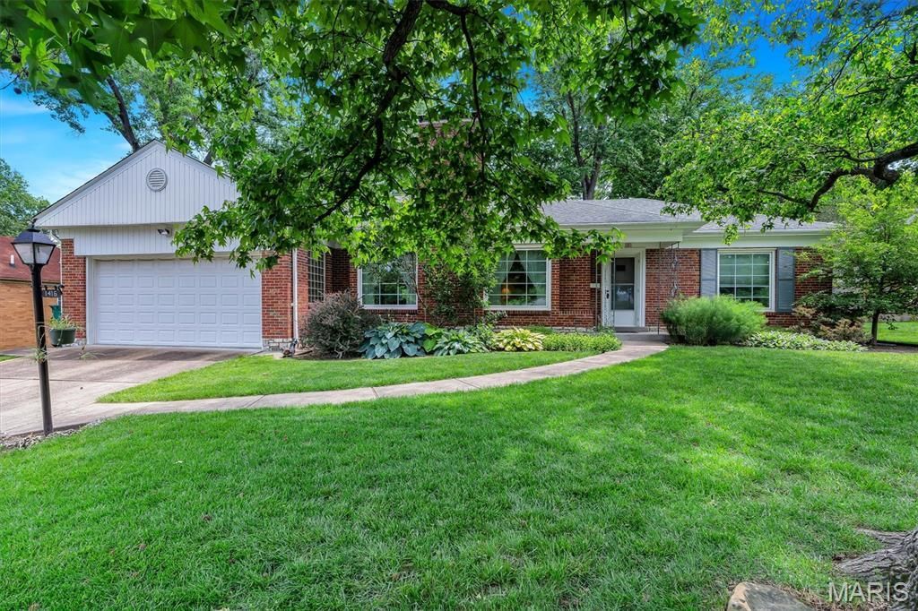 1416 Azalea Drive, Webster Groves, MO 63119 Main Photo