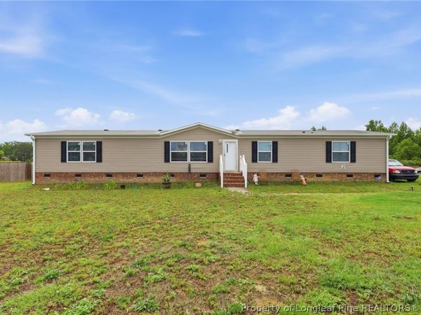 88 Ryegrass Drive, St Pauls, NC 28384