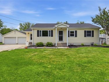 64 Park Avenue, Depew, NY 14043