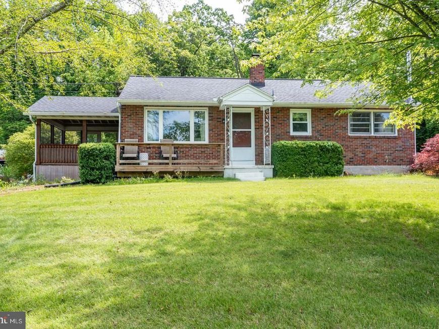 121 Bran Road, Sinking Spring, PA 19608 Main Photo