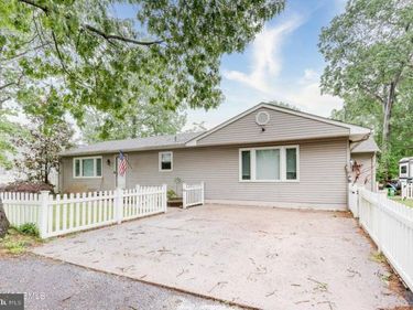 241 LANE PLACE, FORKED RIVER, NJ 08731