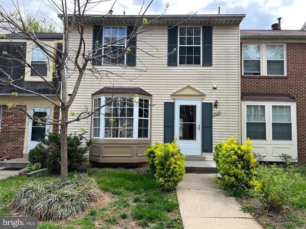 7520 INDIAN HILLS , DERWOOD, MD 20855