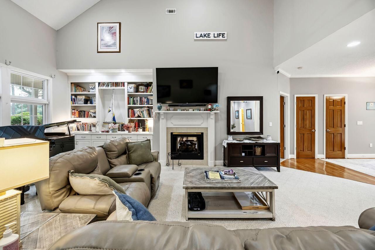204 Cooper Drive Photo 14