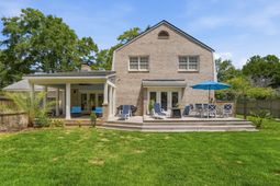 689 Ayers Drive photo 4