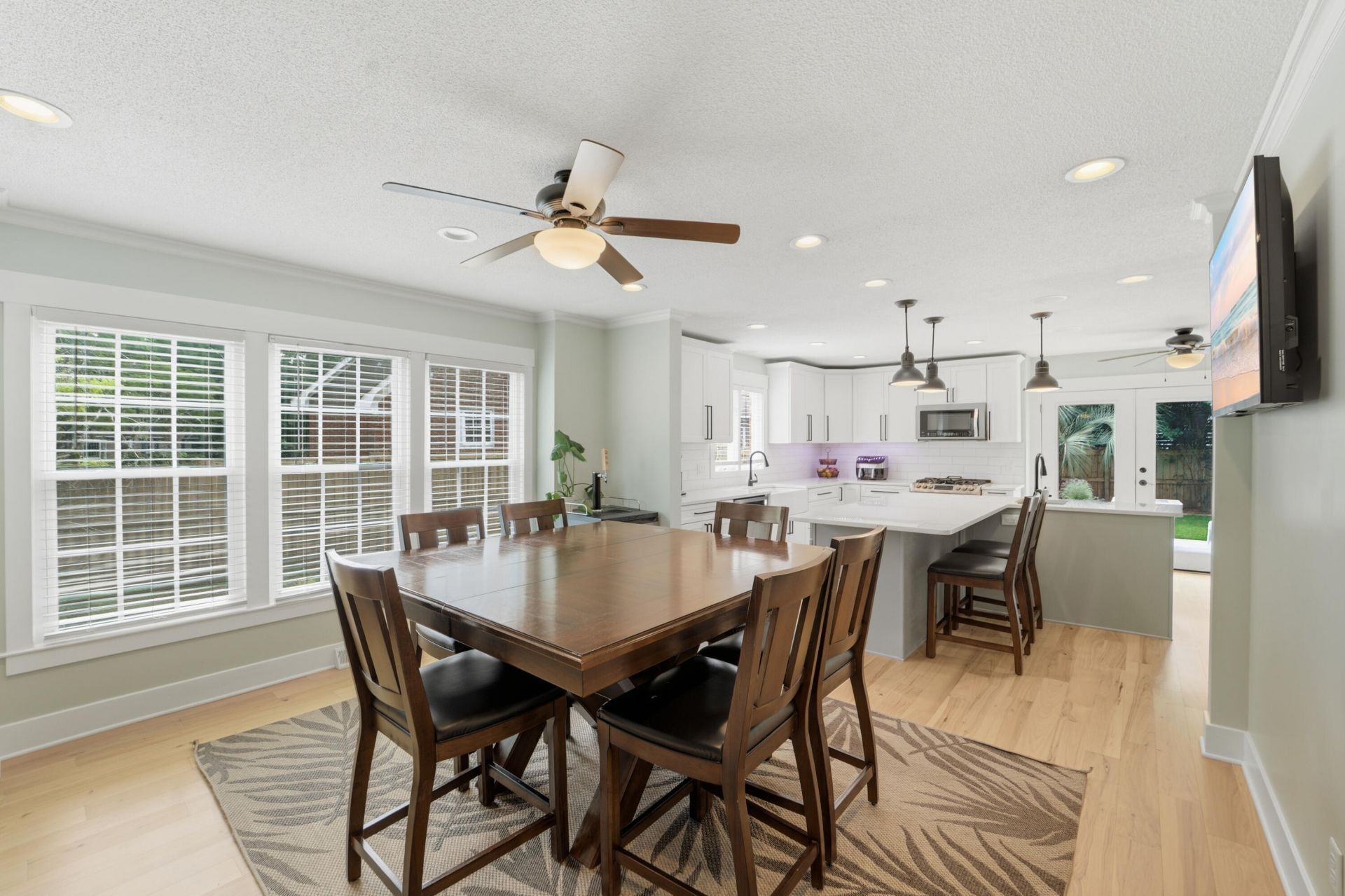 689 Ayers Drive Photo 20