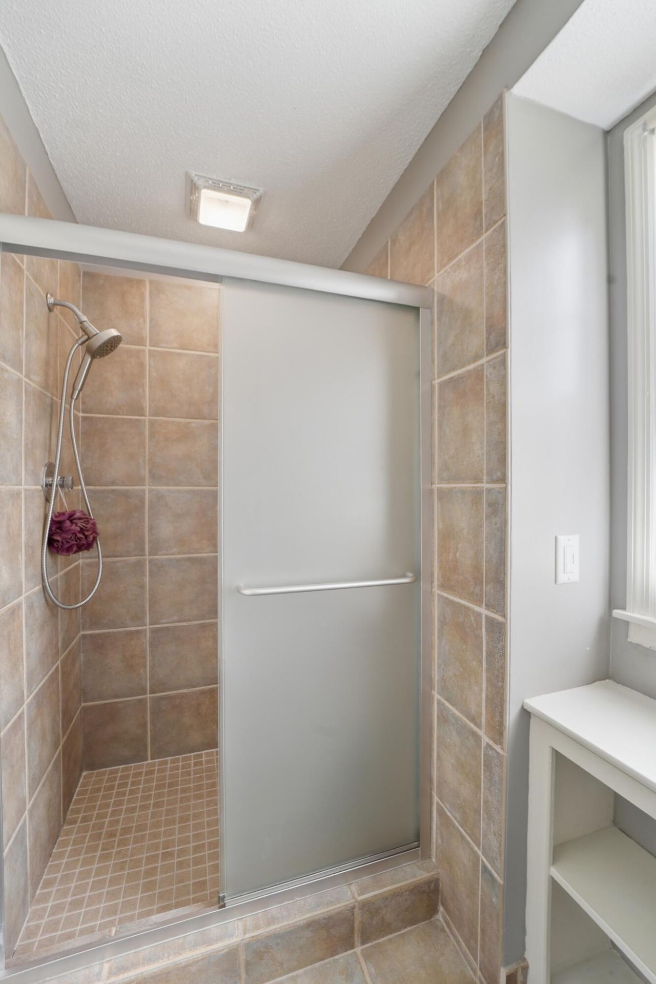 689 Ayers Drive Photo 32