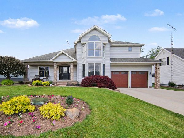 7496 Kingsley Drive, Onsted, MI 49265