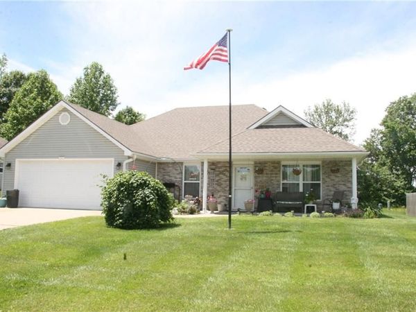 516 Dolinger Court, Trimble, MO 64492