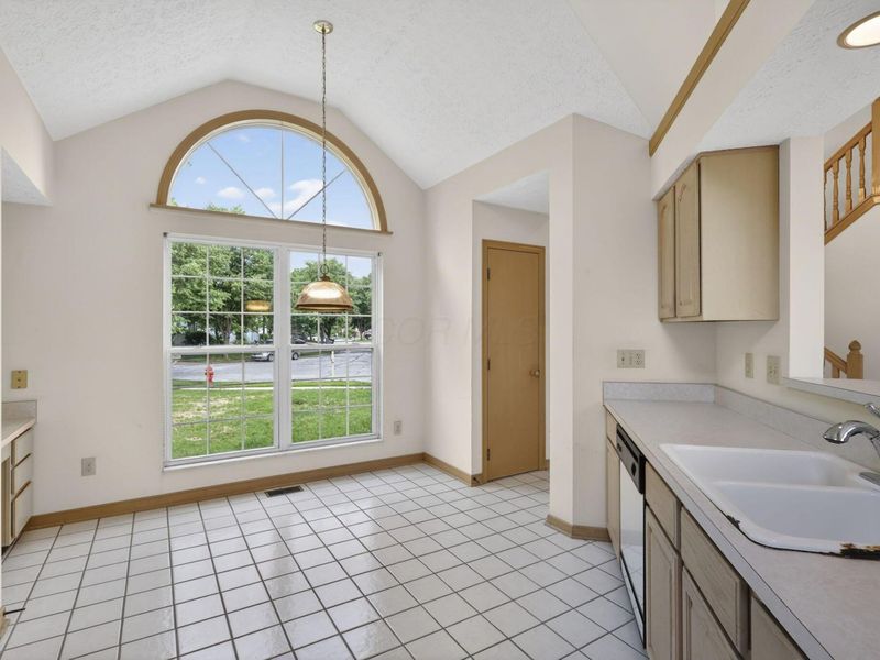 1257 Flagstone Square, Westerville, OH 43081 Photo 15