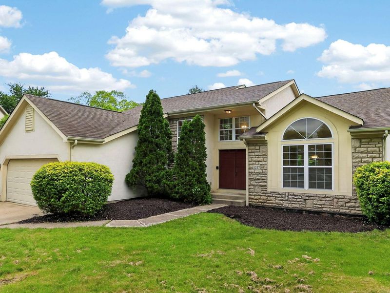 1257 Flagstone Square, Westerville, OH 43081 Photo 2