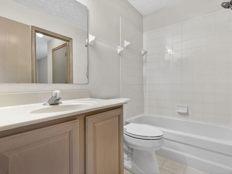 1257 Flagstone Square, Westerville, OH 43081 Photo 32
