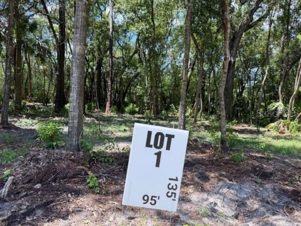 282 S COUNTRY CLUB ROAD , LAKE MARY, FL 32746