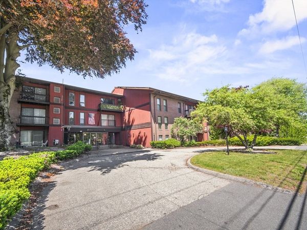 170 Highland St, Unit 322A, Taunton, MA 02780