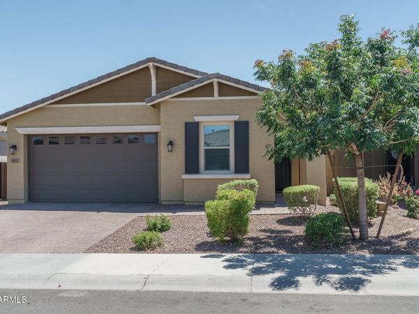 19933 W TURNEY Avenue, Litchfield Park, AZ 85340