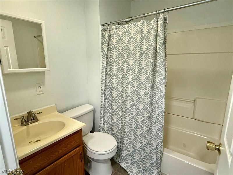 210 W Spring St, Marietta, OH 45750 Photo 11