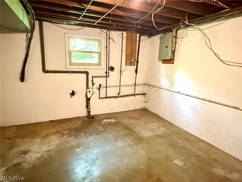 210 W Spring St, Marietta, OH 45750 Photo 14