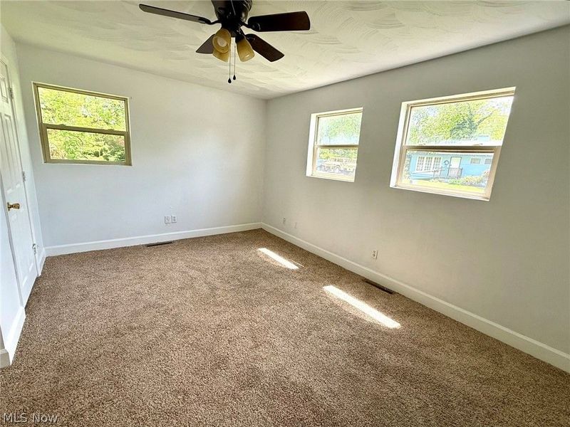 210 W Spring St, Marietta, OH 45750 Photo 9