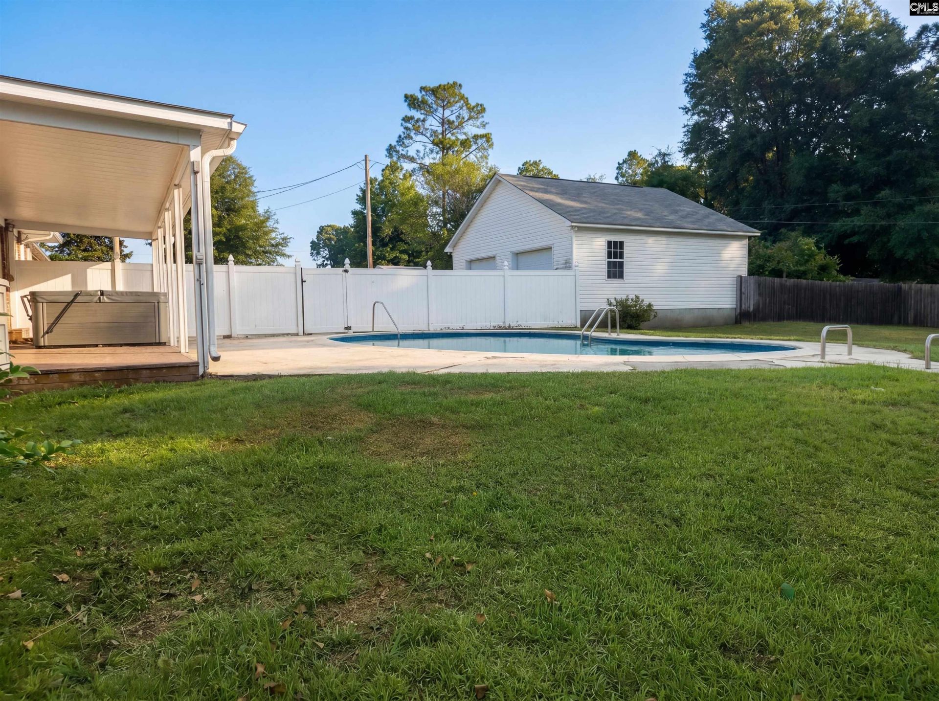 1307 Sunnyhill Drive  Photo 15