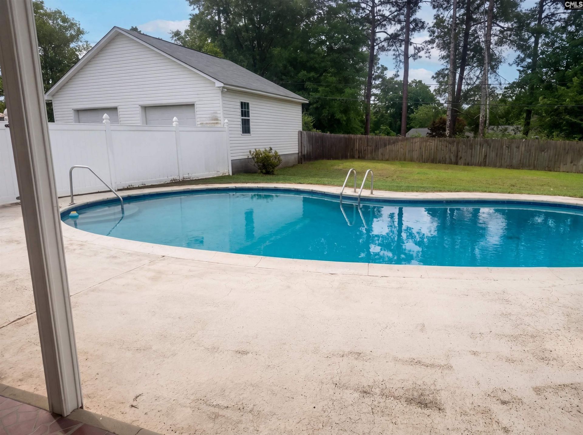 1307 Sunnyhill Drive  Photo 16