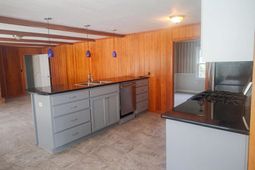 1307 Sunnyhill Drive  photo 4