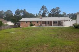 1307 Sunnyhill Drive photo 4