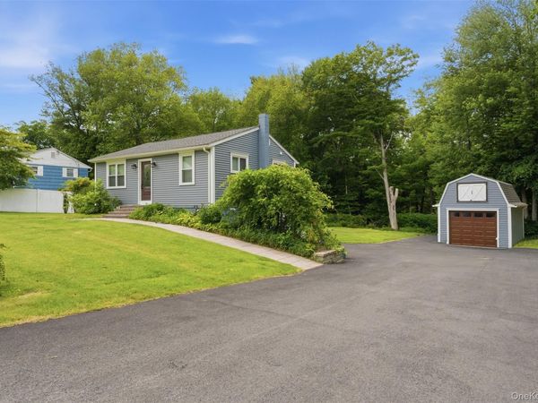 317 Overlook Court, Carmel, NY 10512