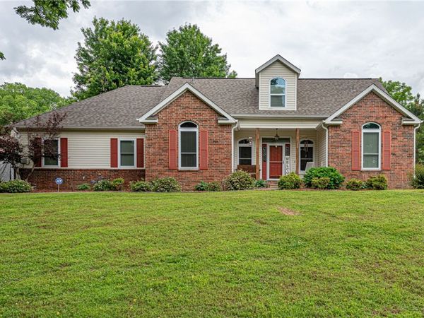 735 McKnight Avenue , West Fork, AR 72774