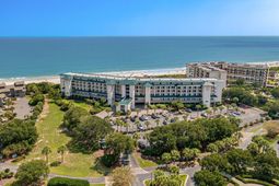 601 Retreat Beach Circle  photo 4