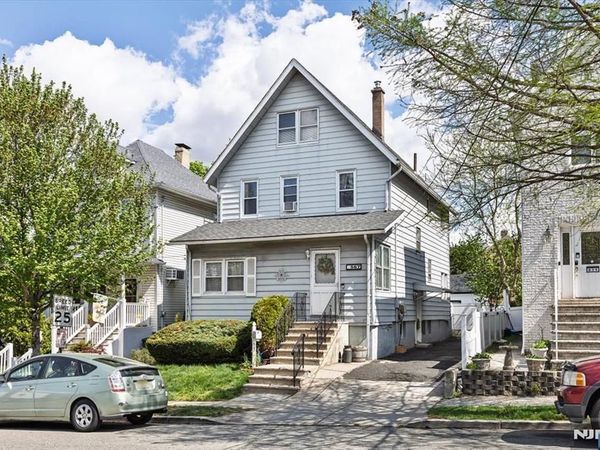 567 Fern Avenue, LYNDHURST, NJ 07071
