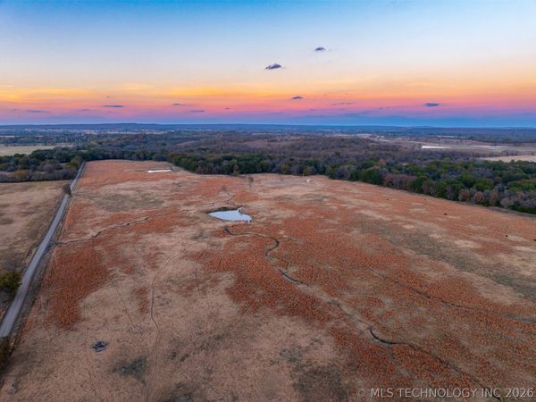 140 S County Road 4440 , McCurtain, OK 74944