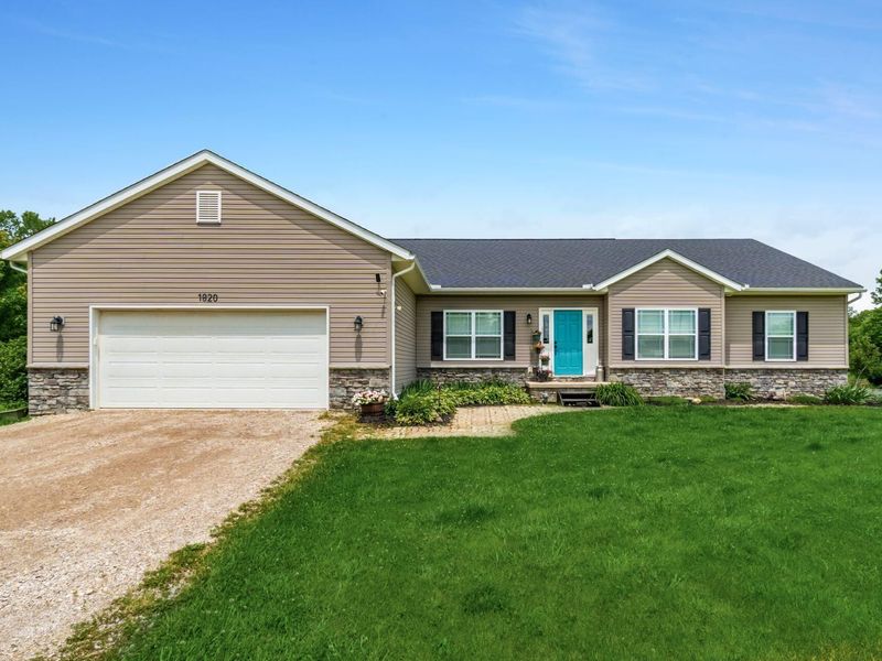1820 Bean Oller Road, Delaware, OH 43015 Photo 2