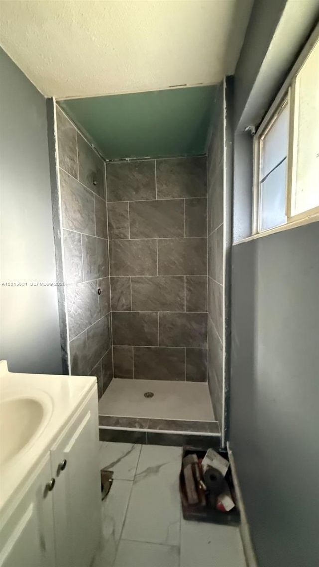 1 St Regis Dr, Pensacola, FL 32505 Photo