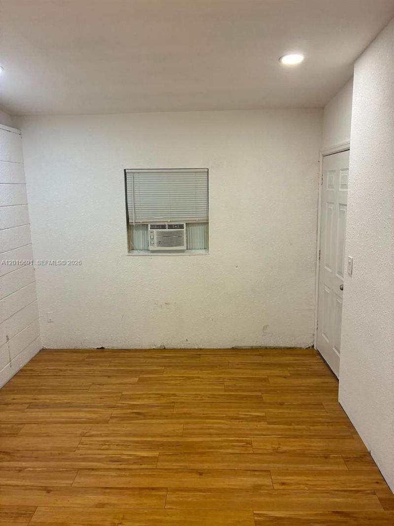 1 St Regis Dr, Pensacola, FL 32505 Photo
