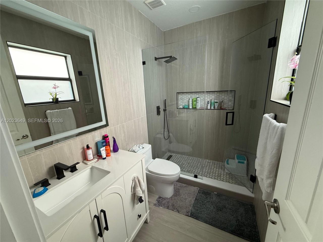 9907 NW 87th Ter, Doral, FL 33178 Photo