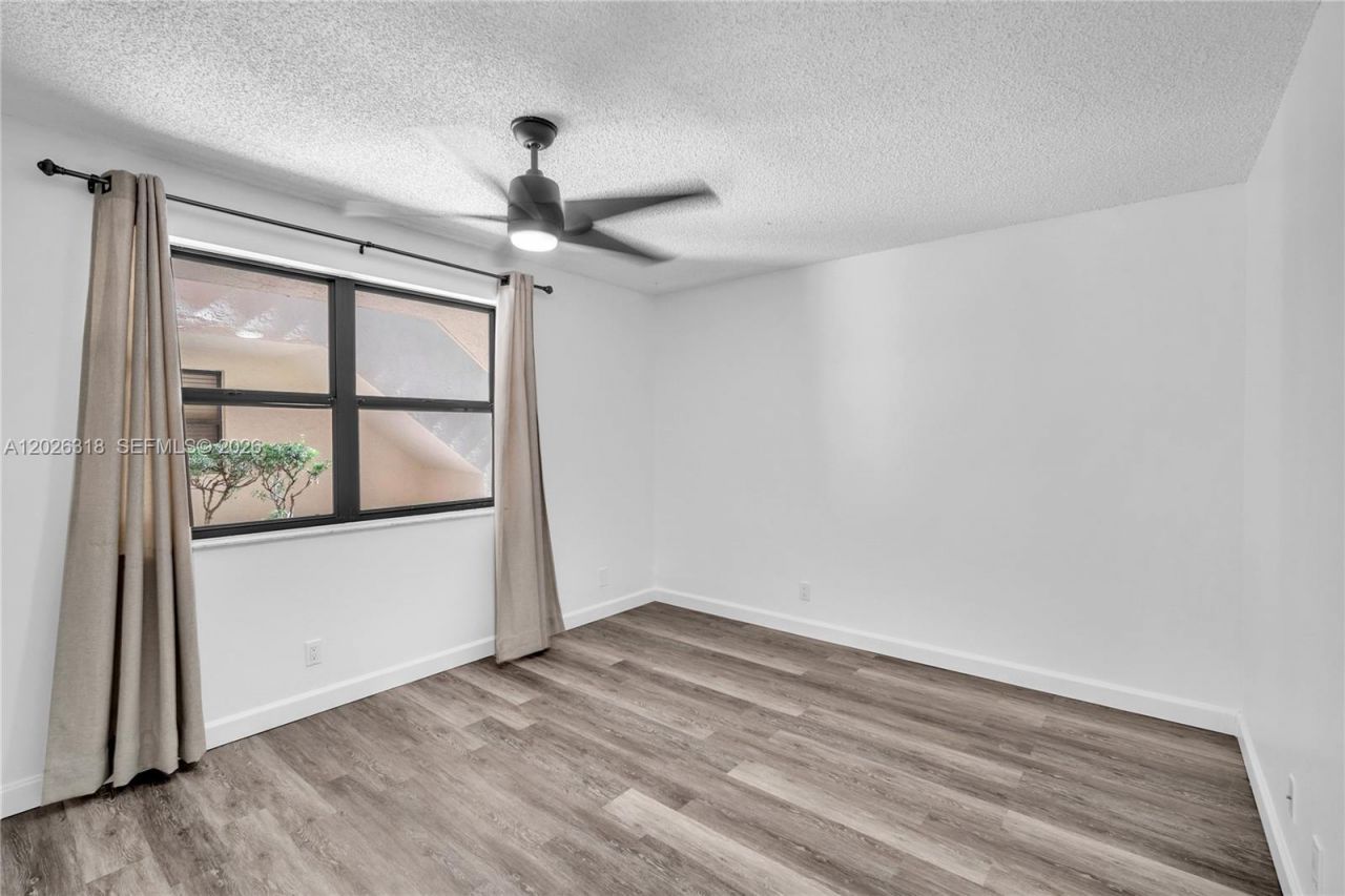 3405 Emerald Oaks Dr, Unit 00, Hollywood, FL 33021 Photo
