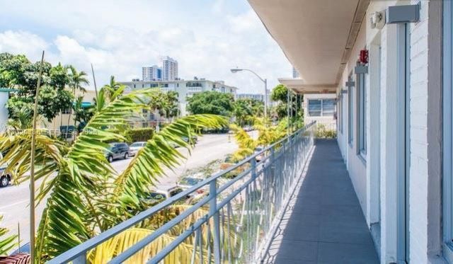 801 15th St , Unit 208, Miami Beach, FL 33139 Photo